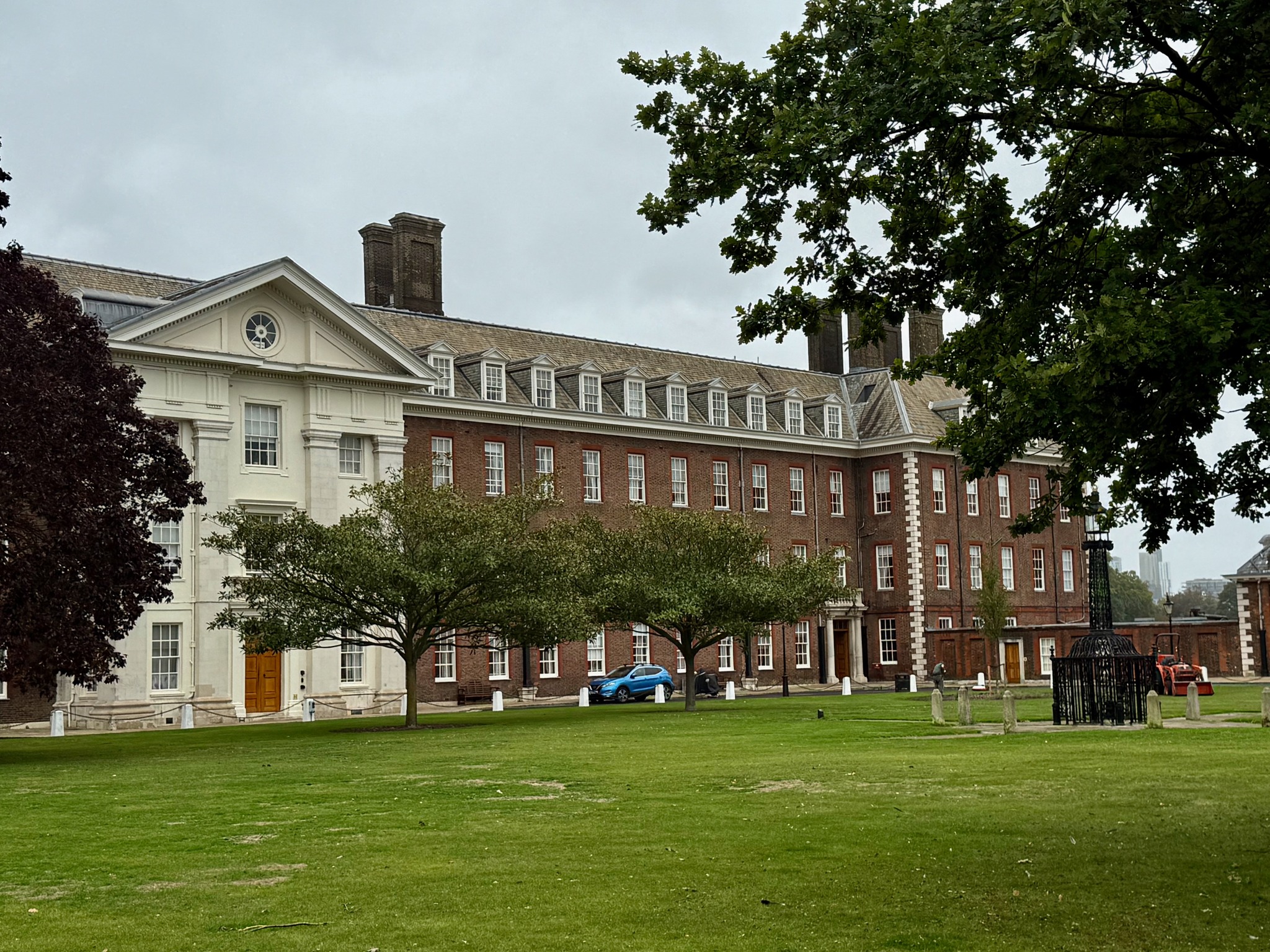 Royal-Hospital-front